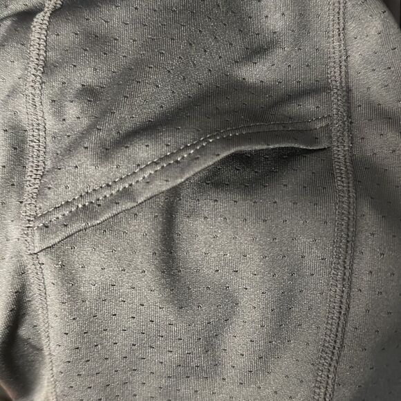 Title Nine Athletic Golf Skort Pink / Gray Striped size small - Picture 6 of 6